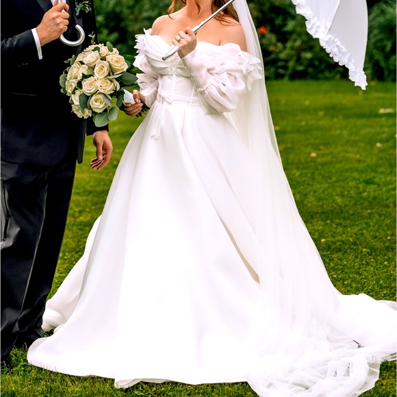 Petite size Princess Wedding dress